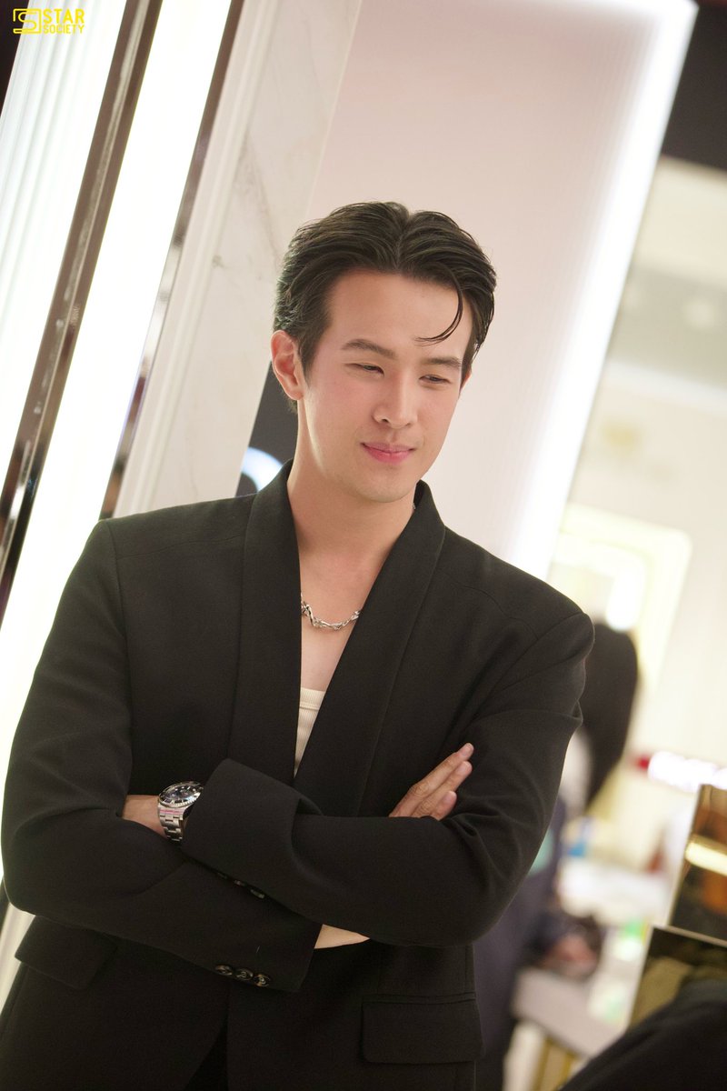 STARSOCIETY_TH's tweet image. “เจมส์ มาร์” ในงาน GRAND OPENING เซ็นทรัลชิดลม ฉลองโฉมใหม่ในรอบ 50 ปี ในคอนเซปต์ “THE STORE OF BANGKOK” 

#เจมส์มาร์ #james_jamesma #jamesma 
#TheStoreofBangkok   
#AllRoadsLeadtoChidlom   
#CentralChidlom   
#CentralChidlomGOP