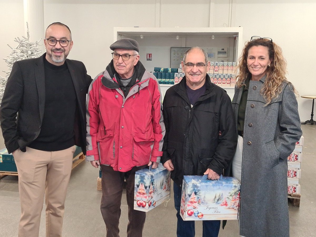 Distribution des traditionnels colis de fin d'année aux Seniors de <a href="/goussainville95/">Ville Goussainville</a> 

De quoi égayer les fêtes pour nos Seniors 

Au total, 1200 colis seront distribués !