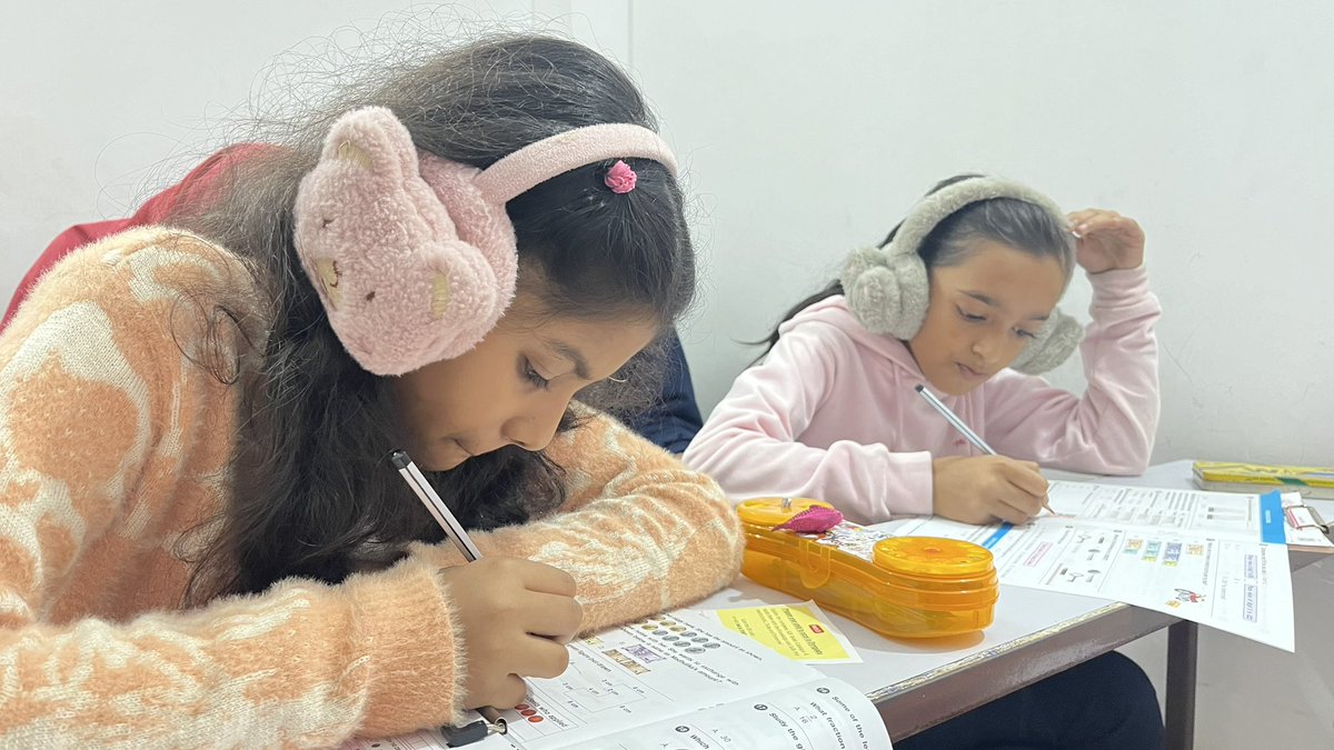 AkbarClasses's tweet image. 🎉 SOF IMO 2024-25 Conducted at AKBAR CLASSES!

Proud to host the IMO Level 1 Exam today, 12th Dec 2024. Kudos to our students for their focus and passion for mathematics! Best wishes for the results! 🌟

#SOFIMO2024 #AKBARCLASSES #ThinkLogically #MathOlympiad