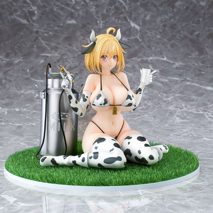 【ソフィア・F・シャーリング 牛ビキニVer.】本日受注開始されました!各ショップさまにてご予約受付中です!
肉感的に表現頂いたほか、芝生風台座やタンクなども付属するので、全体の雰囲気も合わせて楽しんで頂けると思います。
是非お手に取って頂けたら嬉しいです!よろしくお願い致します🙏🐄 