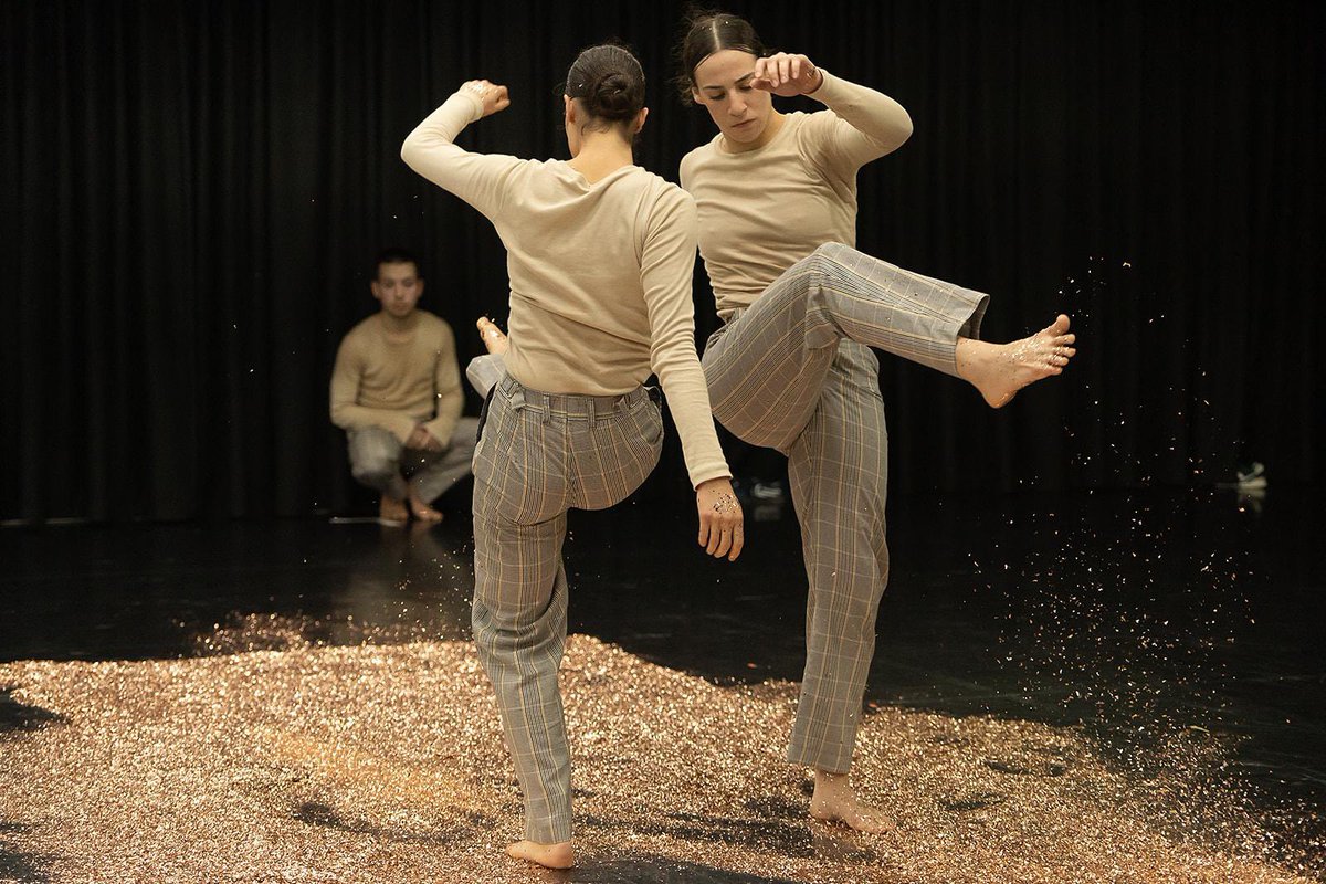 CCTelAviv's tweet photo. 2 more days! ✨🩰
The dancers are fully immersed in rehearsals, refining every movement of Why Things Go Wrong. Under Sylva Šafková’s guidance, they bring the choreography to life with precision, passion, and dedication.

🎟️: https://t.co/F2nQYqjKEY https://t.co/AOpUeQRfSZ