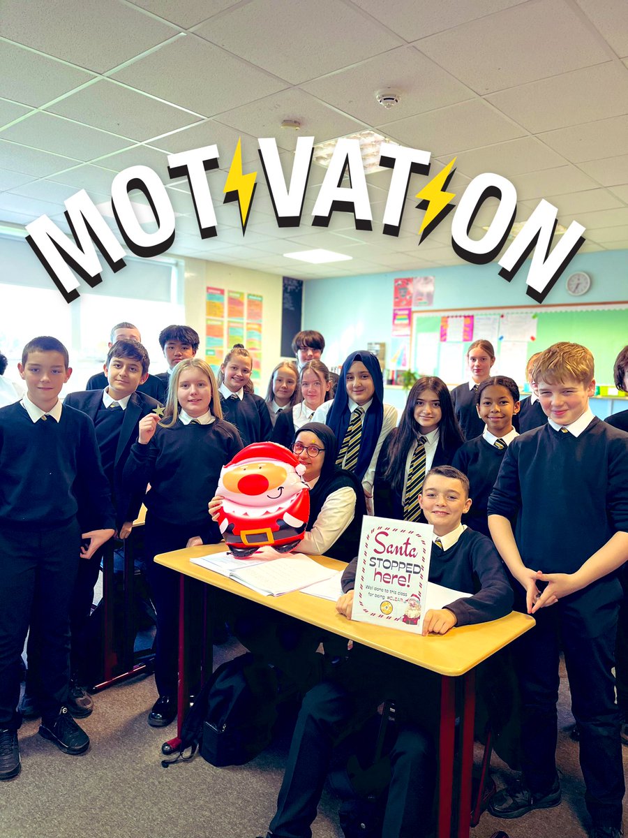 Gold STAr alert⭐️⭐️⭐️ So happy to visit Miss Blair’s English class to see all the excellent work going on. #BeCLEAR #EthosWalk