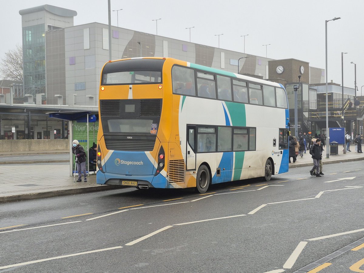 PlatinumSLS's tweet photo. I'd like to give a big thank you to @Stagecoach_East for selecting me as the winner of their #Cambus40 MegaRider competition. I've used the ticket today for a fun Christmas shopping trip to Luton. Thank you to the team once again 😊 https://t.co/PMSoreySYs