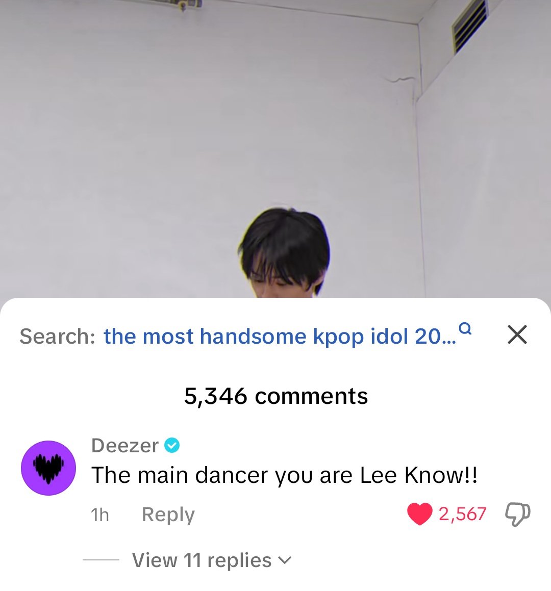 LeeKnowBrazil's tweet photo. #RAMDON •  A Deezer comentou no vídeo do Lee Know no TikTok 🥹

"Você é o dançarino principal, Lee Know!!" 

#LeeKnow #리노 #リノ @Stray_Kids 💙

→ Cr. Lkglobal_ https://t.co/gTetT0uNPo