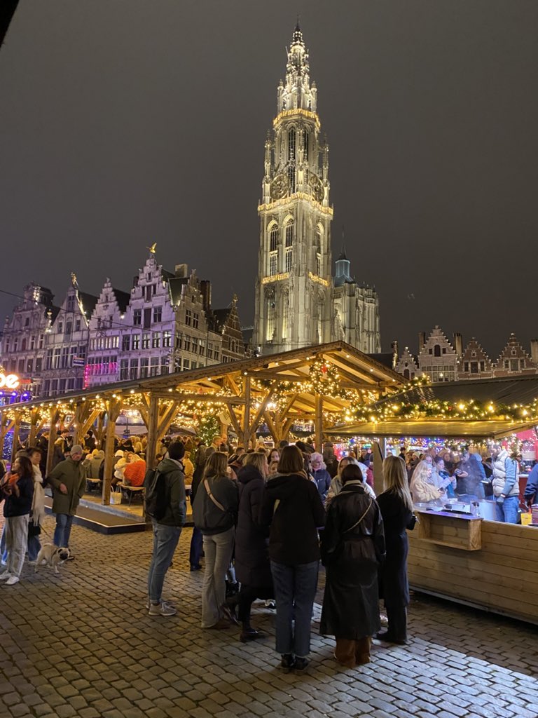 cwgshields's tweet photo. From recent travels, there’s no doubt that @bathxmasmarket is the best, but runner up spot is a close call between Antwerp and Swindon! https://t.co/XP88D9oAIA