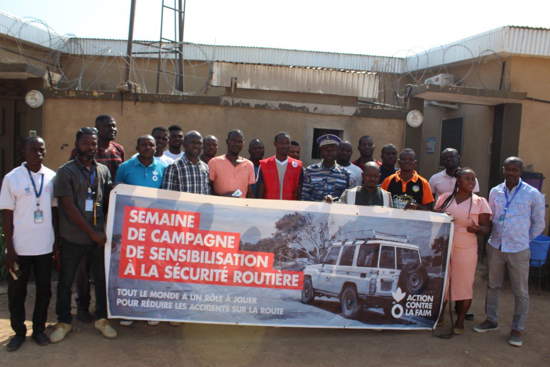 Action Contre la Faim Côte d'Ivoire (@acf_ci) on Twitter photo 🚦𝗖𝗮𝗺𝗽𝗮𝗴𝗻𝗲 𝗱𝗲 𝗦𝗲́𝗰𝘂𝗿𝗶𝘁𝗲́ 𝗥𝗼𝘂𝘁𝗶𝗲̀𝗿𝗲 𝟮𝟬𝟮𝟰 : "𝗦𝘁𝗼𝗽 𝗮̀ 𝗹'𝗶𝗻𝗰𝗶𝘃𝗶𝘀𝗺𝗲 𝘀𝘂𝗿 𝗹𝗮 𝗿𝗼𝘂𝘁𝗲"
Avec <a href="/ACF_CI/">Action Contre la Faim Côte d'Ivoire</a> , Gendarmerie de Téhini et Croix-Rouge
🎯 Protéger des vies, renforcer la sécurité.
#StopIncivisme #RoutesSûres #ACFCI 🚦𝗖𝗮𝗺𝗽𝗮𝗴𝗻𝗲 𝗱𝗲 𝗦𝗲́𝗰𝘂𝗿𝗶𝘁𝗲́ 𝗥𝗼𝘂𝘁𝗶𝗲̀𝗿𝗲 𝟮𝟬𝟮𝟰 : "𝗦𝘁𝗼𝗽 𝗮̀ 𝗹'𝗶𝗻𝗰𝗶𝘃𝗶𝘀𝗺𝗲 𝘀𝘂𝗿 𝗹𝗮 𝗿𝗼𝘂𝘁𝗲"
Avec <a href="/ACF_CI/">Action Contre la Faim Côte d'Ivoire</a> , Gendarmerie de Téhini et Croix-Rouge
🎯 Protéger des vies, renforcer la sécurité.
#StopIncivisme #RoutesSûres #ACFCI