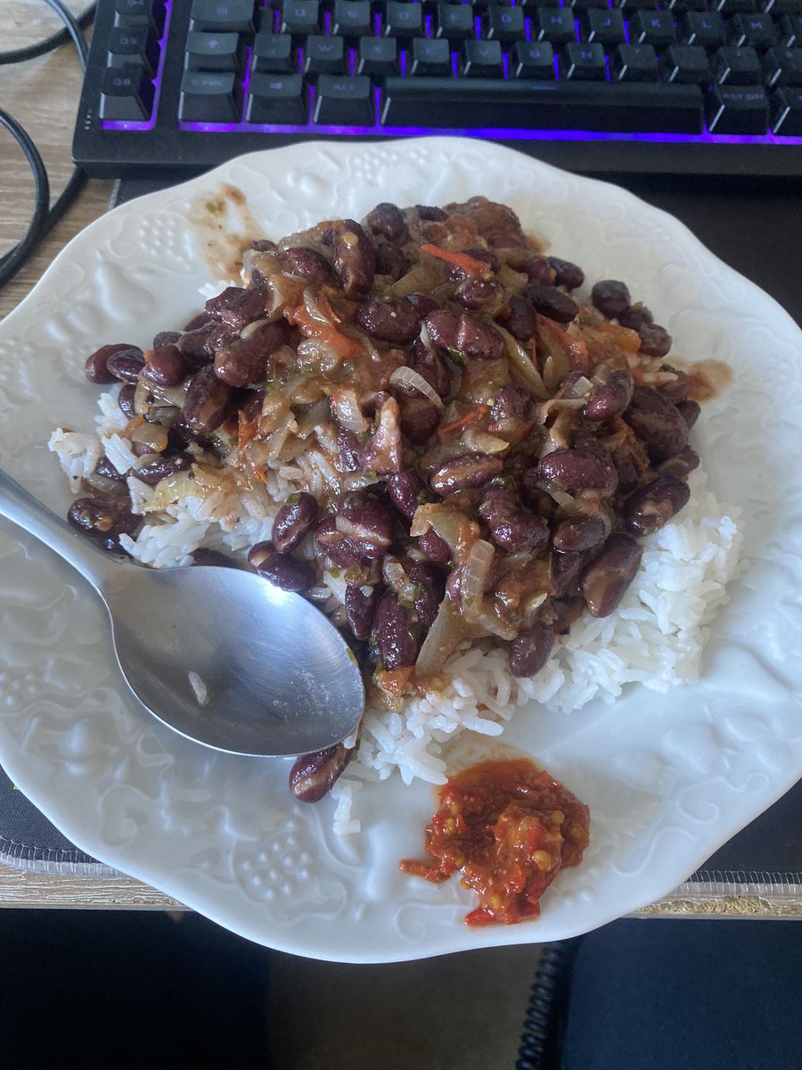 dylandelcz's tweet image. gros kiffeur #piment #gombava #riztoutlesjours