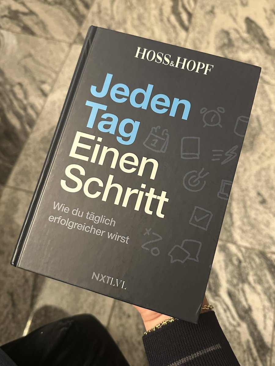 PrintMaximus's tweet photo. Endlich angekommen! 🙏🏼🤞🏼
@hoss_crypto @philiphopf_ https://t.co/DF4fnaLWam