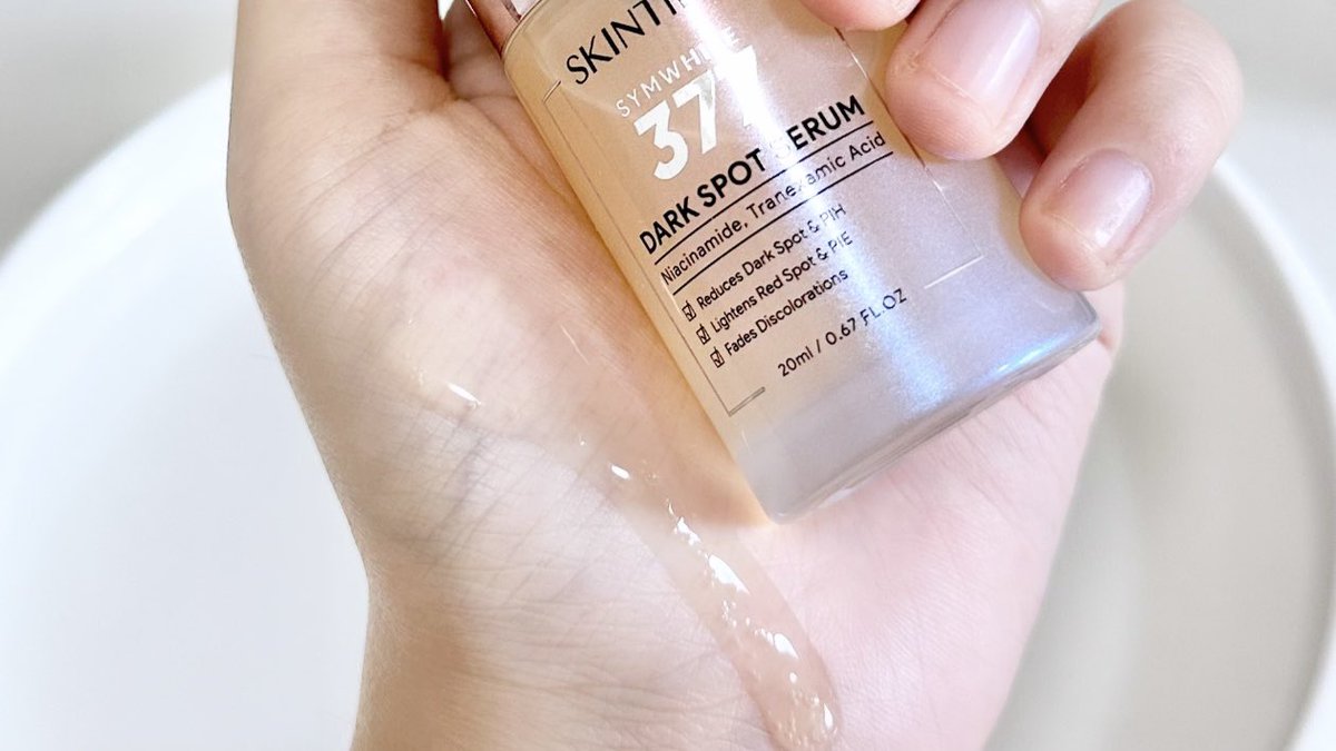 ไอเท็มของ #SKINTIFIC ที่ให้ติดลิสต์ Skincare ที่ชอบ ยกมาแนะนำสองตัวนี้ก่อนเลย ชอบมากกก✨

🤍 Dark Spot Serum เซรั่มเนื้อบางเบา ลดรอยแผลเป็นจากสิวดีมากก ใครเป็นสิวแล้วทิ้งรอยแผลสิวเอาไว้ ตัวนี้ดี! หน้าใสขึ้น พวกจุดด่างดำจากลง~

🩵 5X Ceramide มอยส์เนื้อเจล ปลอบประโลมผิวดีมาก ผิวนุ่มชุ่มชื้นขึ้น ไม่แห้งกร้าน ลดผิวอักเสบ ลดรอยแดงดีมาก ผิวสดชื่นขึ้น~