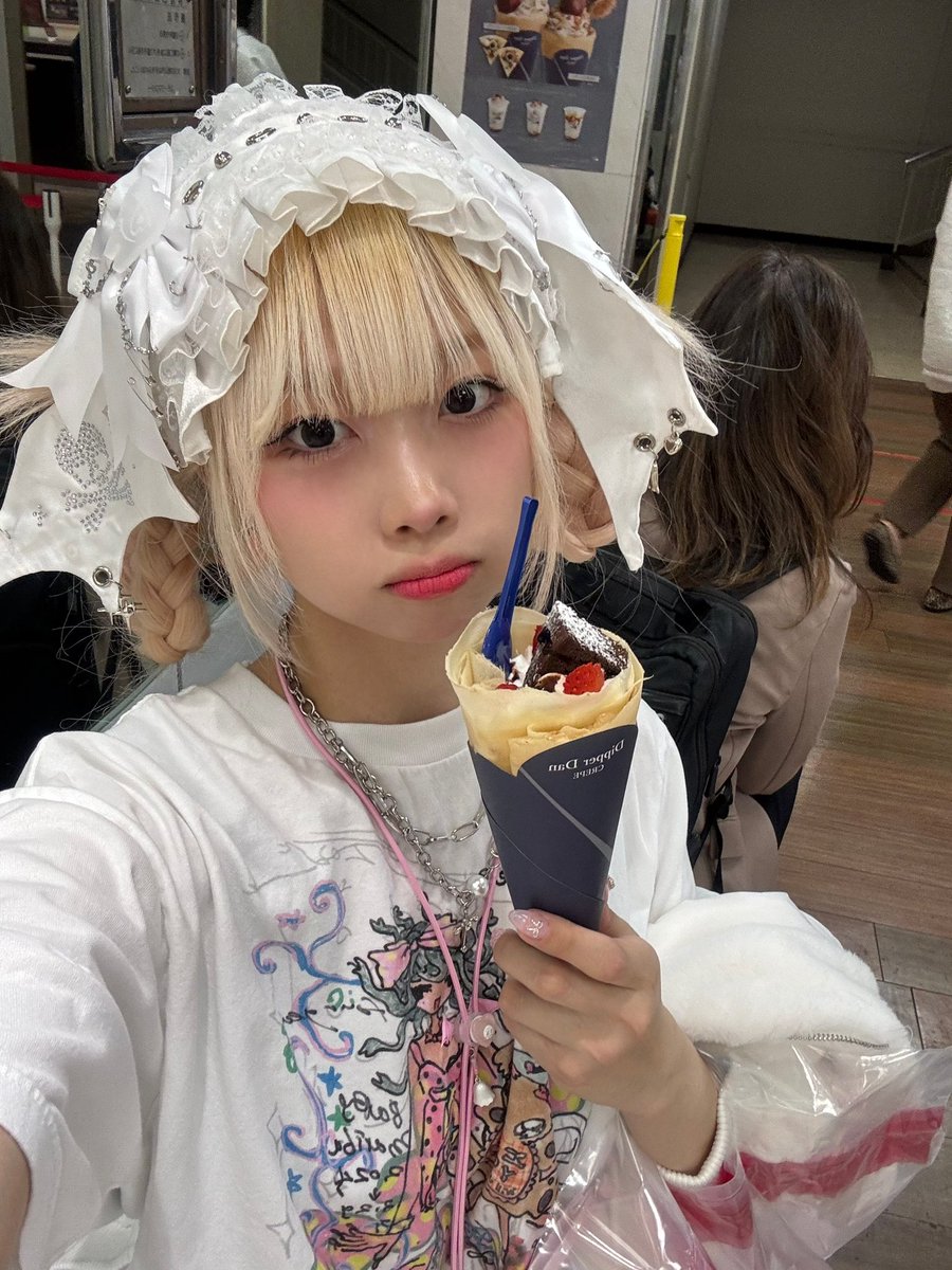 폼 tweet media