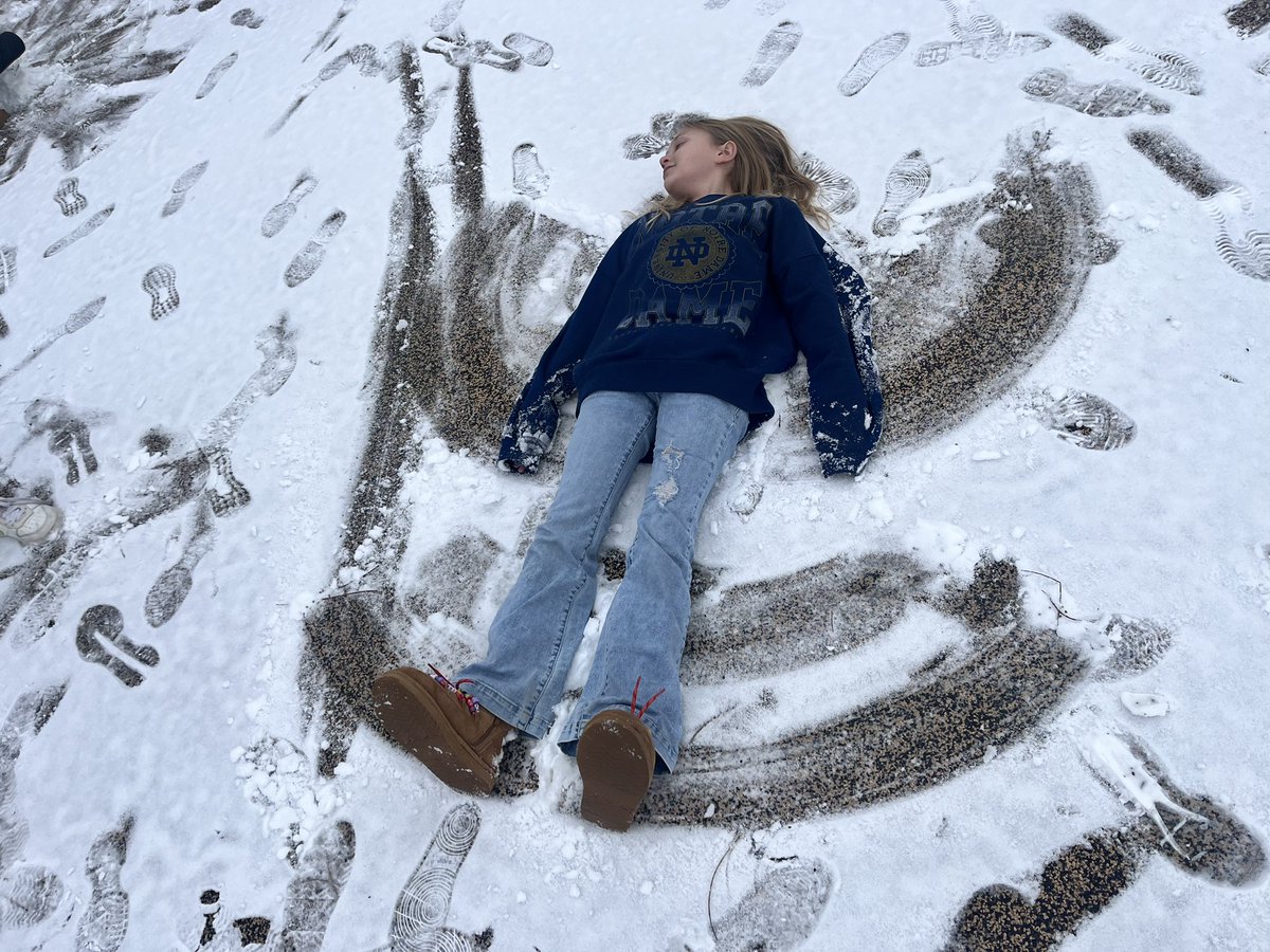 We love the snow! <a href="/WilsonElem/">Wilson Elementary</a> ⛄❄️