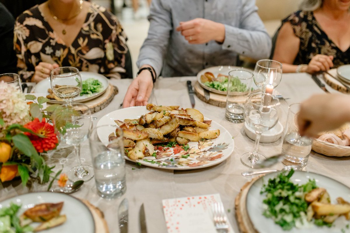New Brunswick potatoes are as versatile as they are tasty. They can be mashed, boiled, roasted, whipped, and the list goes on! What's your favourite way to eat our local potatoes? @potatoesnb #buylocalforgood #CndAg