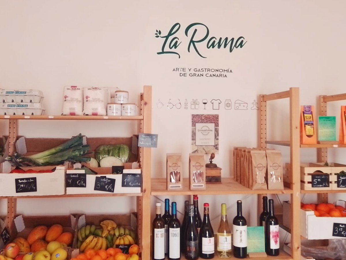 SBocacangrejo's tweet photo. En Agaete hay un sitio donde encontrarás los mejores ingredientes para tu cesta de Navidad: producto local y de calidad. En La Rama encontrarás arte y gastronomía de la isla.
Calle León y Castillo, 21, Agaete
#agaete #navidad #regalo #cestadenavidad #felicesfiestas https://t.co/gK8kixBcRA