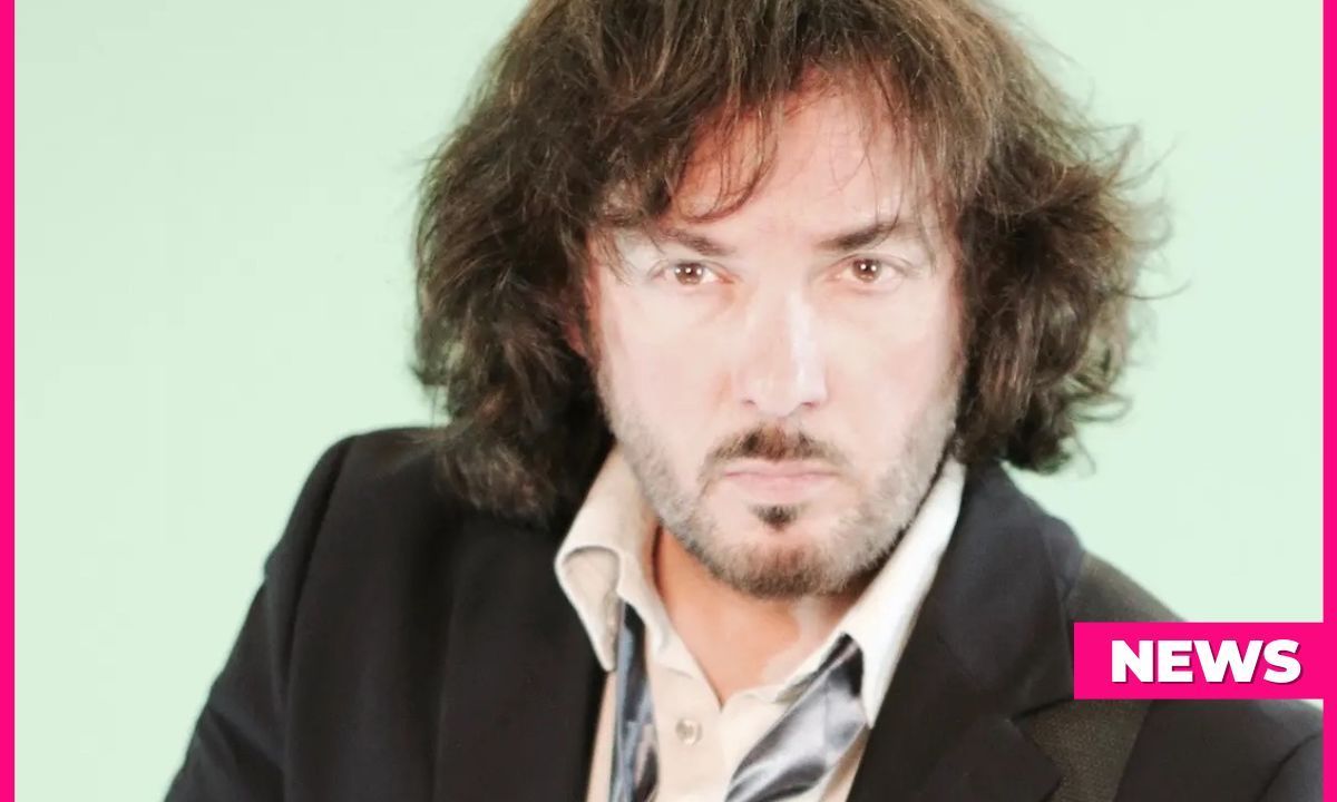 AllMusicItalia's tweet photo. Massimo di Cataldo pubblica la raccolta “30 anni insieme Vol. 2” con 12 brani, tra cui un pezzo iconico della musica italiana 

https://t.co/iwdJDQqTFY https://t.co/K1rd9ChNNP
