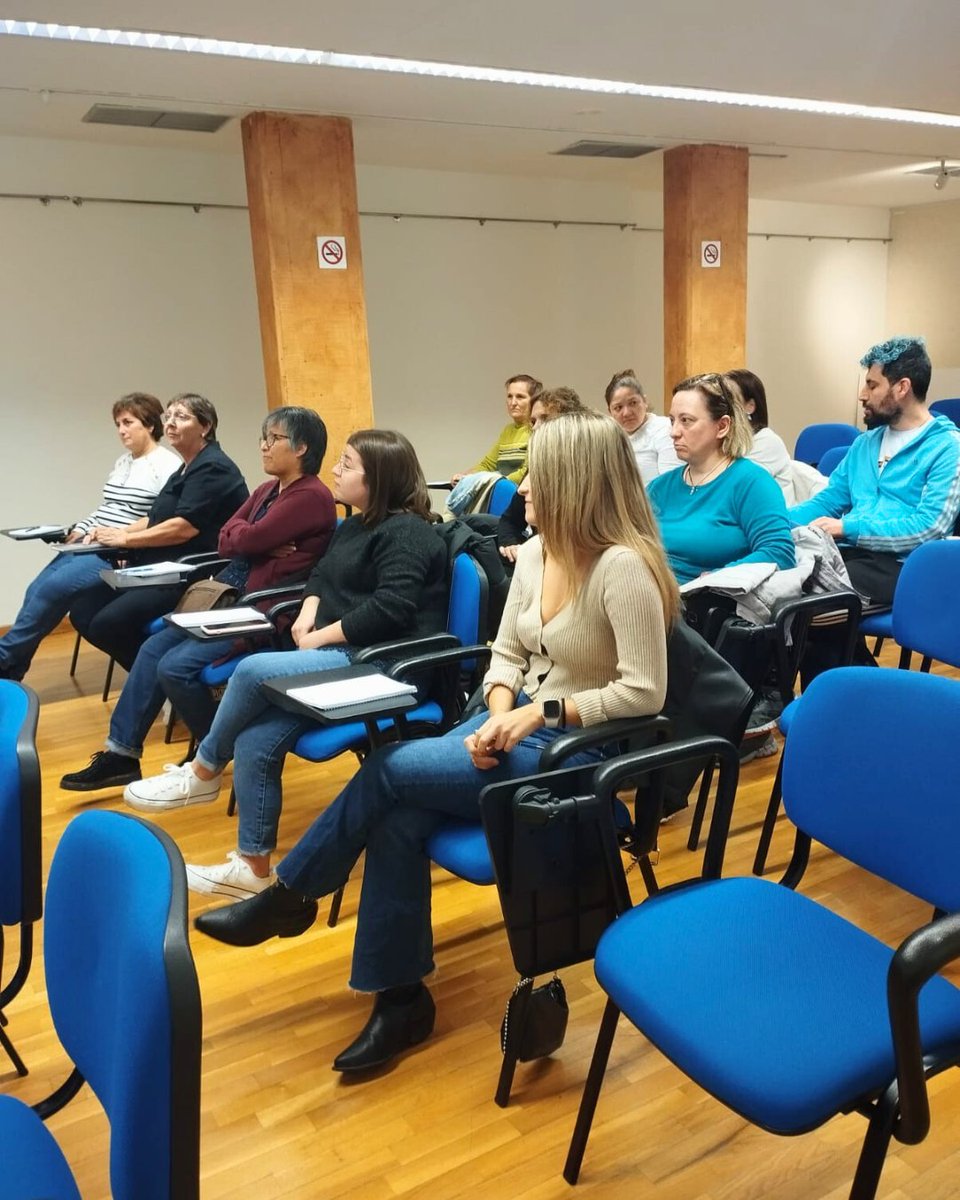 LaresNavarra's tweet photo. 📚 En#LaresNavarra, cerramos 2024 con formaciones clave sobre competencias profesionales con Xabier Azkoitia.  

✅ Comunicación, inteligencia emocional y espiritualidad como herramientas para cuidar mejor.  

🔜 ¡Ya planeamos las formaciones de 2025! 💙 https://t.co/E4bIBLt45s