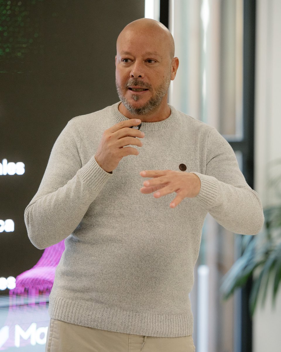 marbellup's tweet image. 🚀 Esta semana en el Módulo 4: Diseña tu propio Chatbot 🤖

Aprende a crear y poner en marcha un chatbot para tu negocio, ¡sin programar! Optimiza la experiencia del cliente y la eficiencia operativa.

🔹 Diseño, implementación y análisis con #Botpress.
🎯 Objetivos: chatbot…