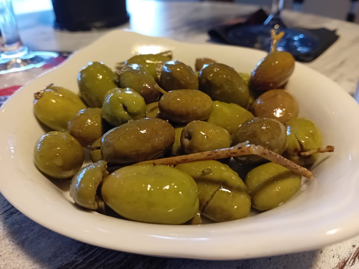 Aceitunas de verdad, recién llegadas de Jaén.