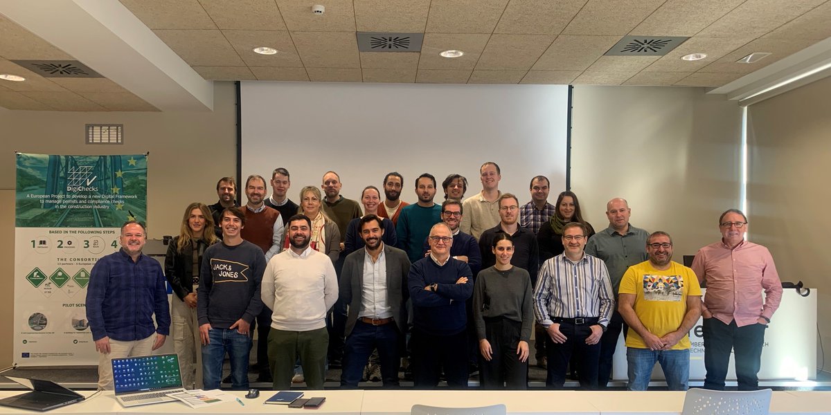 DigiChecks's tweet image. 🏛The city of #Éibar hosted 4th GA of @DigiChecks, organised jointly with @TeknikerOficial🔛

🧐Day 1: updates on intellectual property, business models, financial progress, and a session with AABB. Day 2: pilot validation and risk management sessions

👉digichecks.eu/2024/12/11/334…