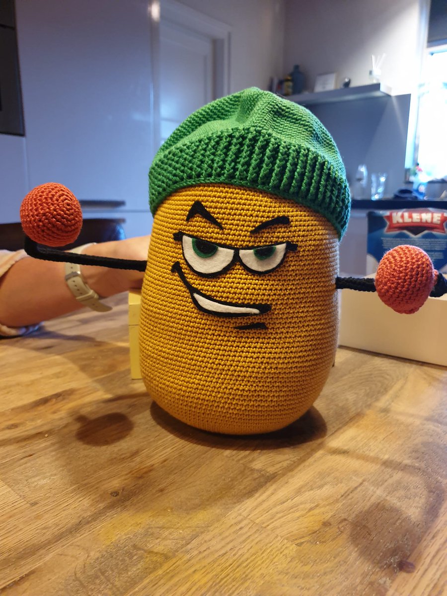 GeersingPotato's tweet photo. Onze bedrijfsmascotte op basis van ons eerste phytophthora-resistente aardappelras #CAMMEO https://t.co/UX6TzVqx1w