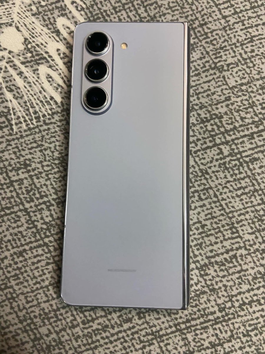 nishicrt's tweet photo. wts • lfb ph

📎SAMSUNG Z FOLD 5 (Icy blue color)
- Factory Unlocked, Any Sim Will Do✔️
- From Canada 
- Dual Sim
- Less than a month used only so basically Brandnew 
- No Issue, No History of Repair, All Working✔️
- Smooth Unit, No Dents✨

ETA: Dec 17 2024 

DM if inch! https://t.co/uXR21BGeW2