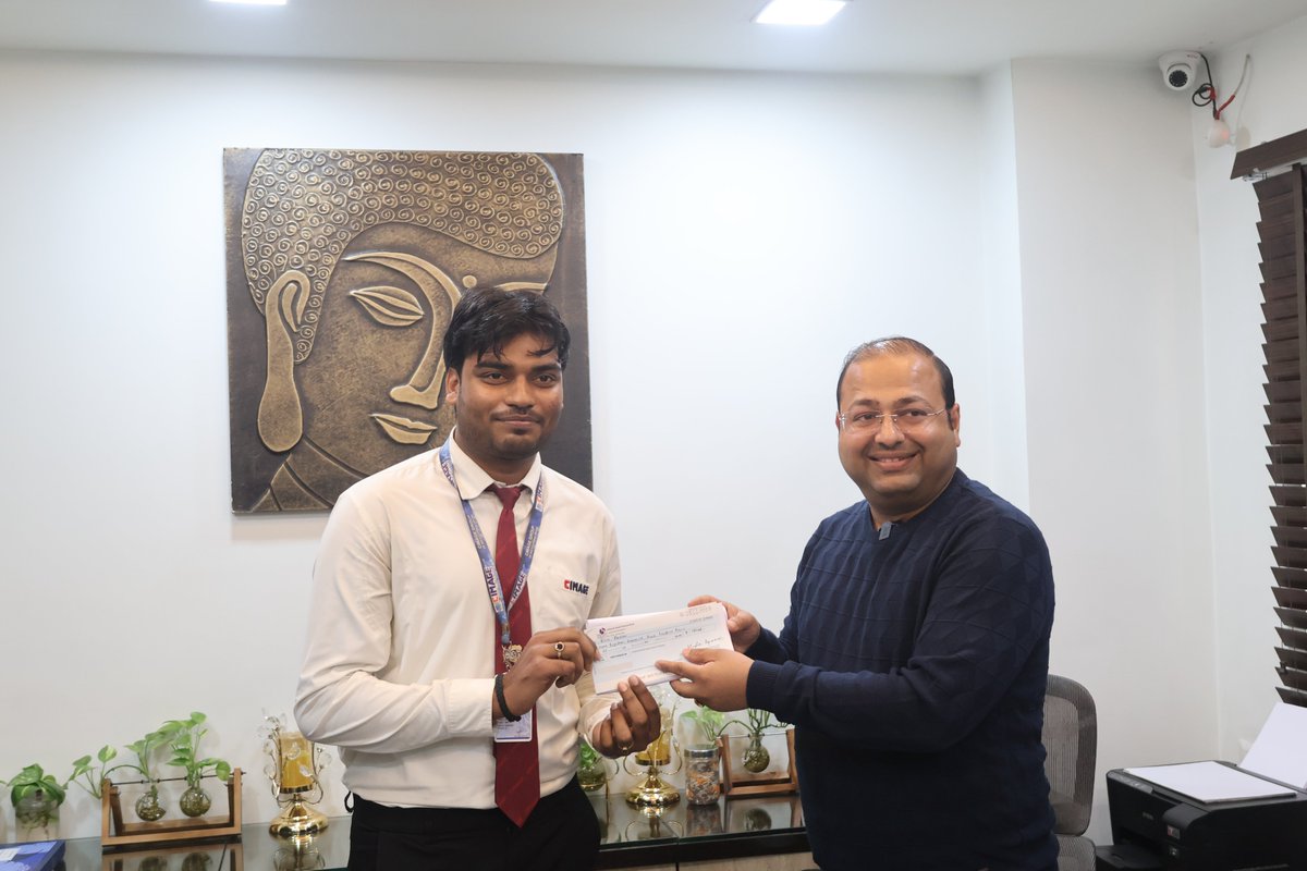 cimagecollege's tweet image. Students receiving Reward Cheque after the Completion of 360 Degree Business Simulation Program organized at CIMAGE.
#businesssimulation #BusinessProgram #cimagecollege #patna