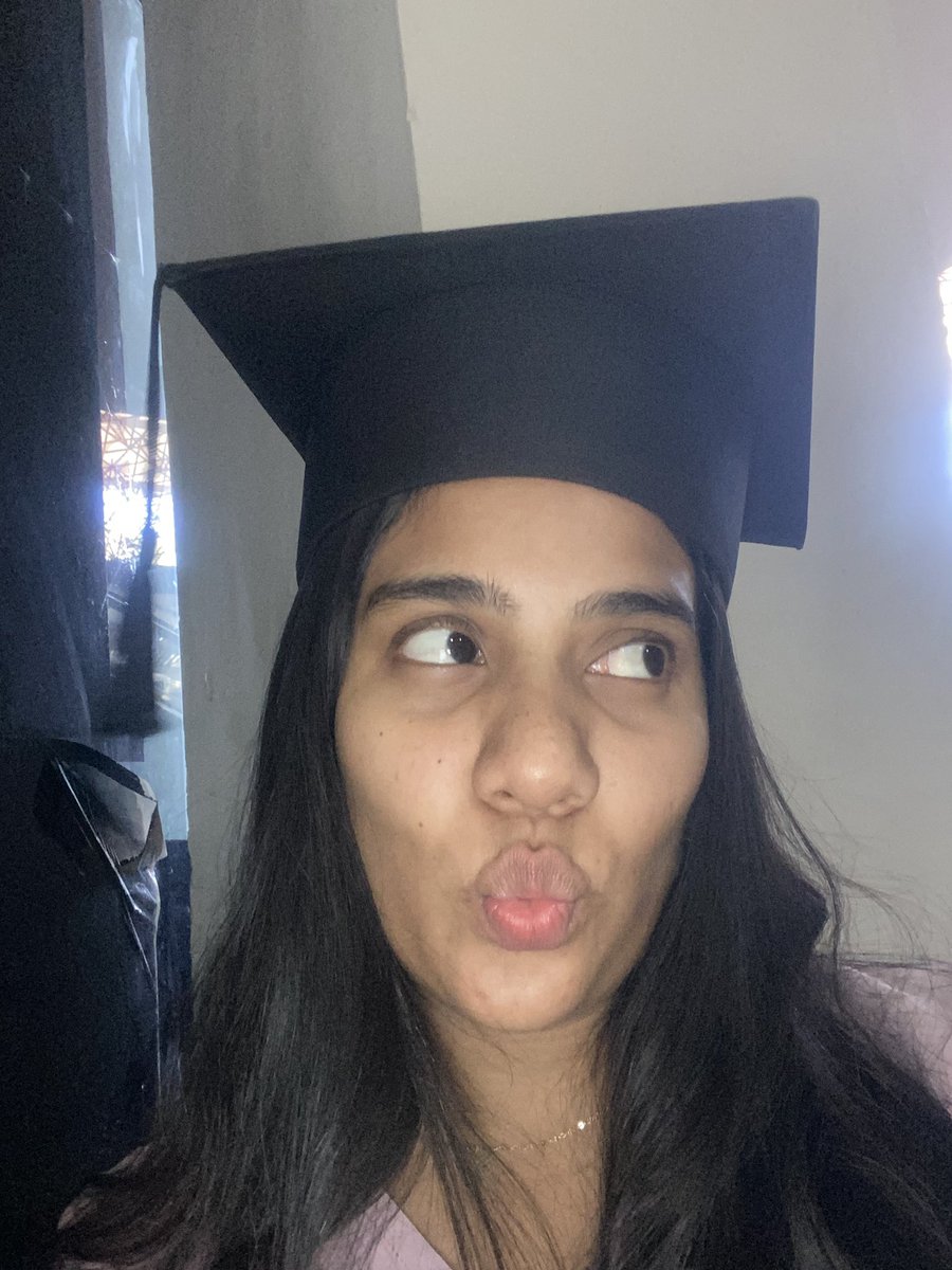 stephanyroaa's tweet photo. It’s happening ✨✨ (desde hace ya 4 actos pero ajá😂 ) https://t.co/9uJcOR91KJ