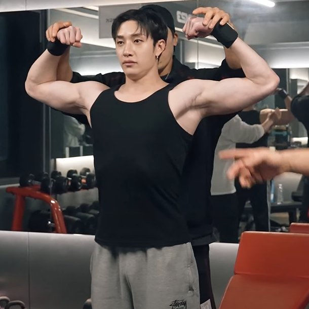 skz_armpit's tweet photo. Bang Chan 
방찬 찬 
겨드랑이 
241212 https://t.co/uuynHMUoze