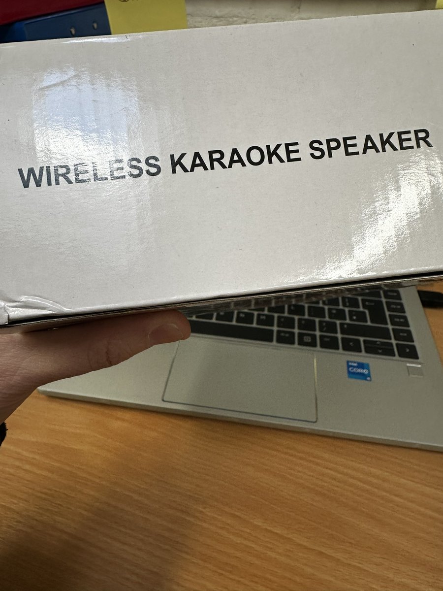 Elaine Blair tweet media