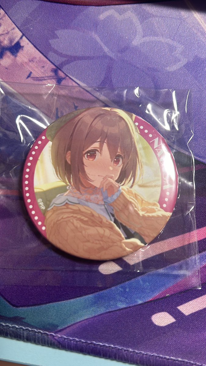 rate_torihiki's tweet photo. 一旦できたけどまだ下に微妙に隙間あるからあと8個欲しいなぁ

次は渚推しで行きたいけどこの缶バッジマジでどこにもない… https://t.co/gfJ8M1MnZa