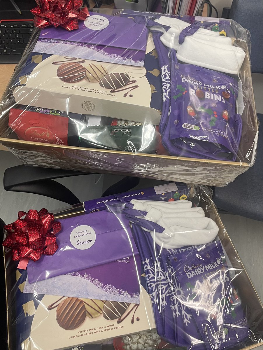A very Big thank you to <a href="/cullinane2003/">Brendan Cullinane RD</a> for the wonderful Christmas hamper just delivered to <a href="/SLT_CUH/">CUH_SLT</a> 🎄 🎅