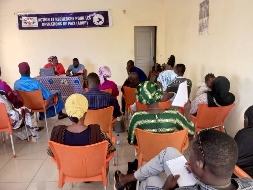 psaafml's tweet photo. Dans le cadre des 16 jours d’activisme contre les VBG, #AROP, grâce au financement du #PSAAF, a sensibilisé les jeunes à la citoyenneté, la paix et la cohésion sociale. #VBG #Jeunesse #Paix @Poulodebo @OxfamMali @PlanIntl_Mali @onufemmesmali @CARE_au_Mali https://t.co/wnN3lA3neb