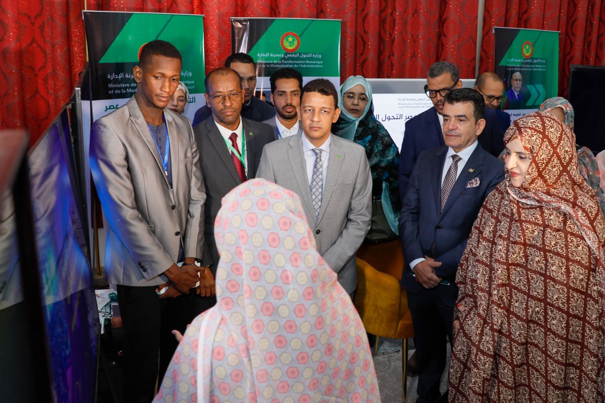 Dr. Salim AlMalik, #ICESCO DG, and the ministers participating in the International Science Conference on During his speech at the International Science Conference on Family and Technology: Regulating Services and Use Controls, in #Nouakchott, visited the technology exhibition