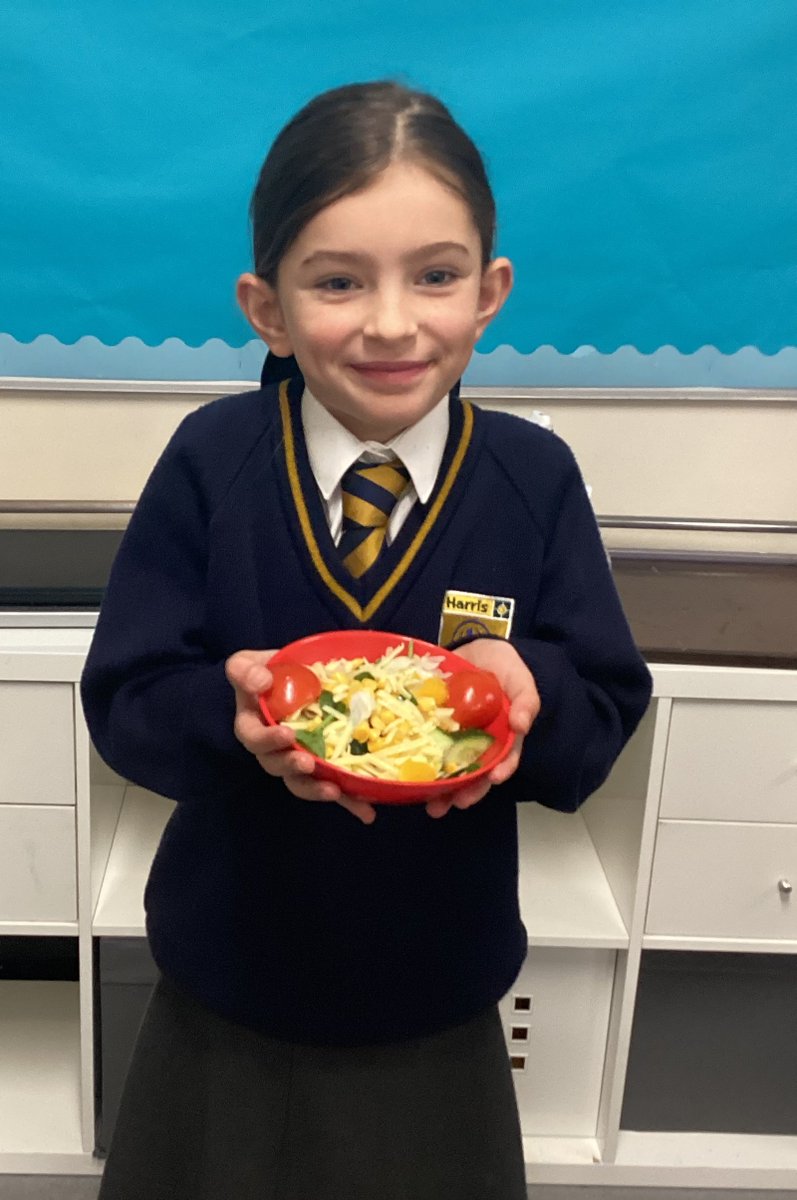 Harris Junior Academy Carshalton (@harris_jac) on Twitter photo Year 3 have been preparing salads in DT this week. They have been learning about measurements, portion size & seasonal produce.<a href="/HarrisFed/">Harris Federation</a> Year 3 have been preparing salads in DT this week. They have been learning about measurements, portion size & seasonal produce.<a href="/HarrisFed/">Harris Federation</a>