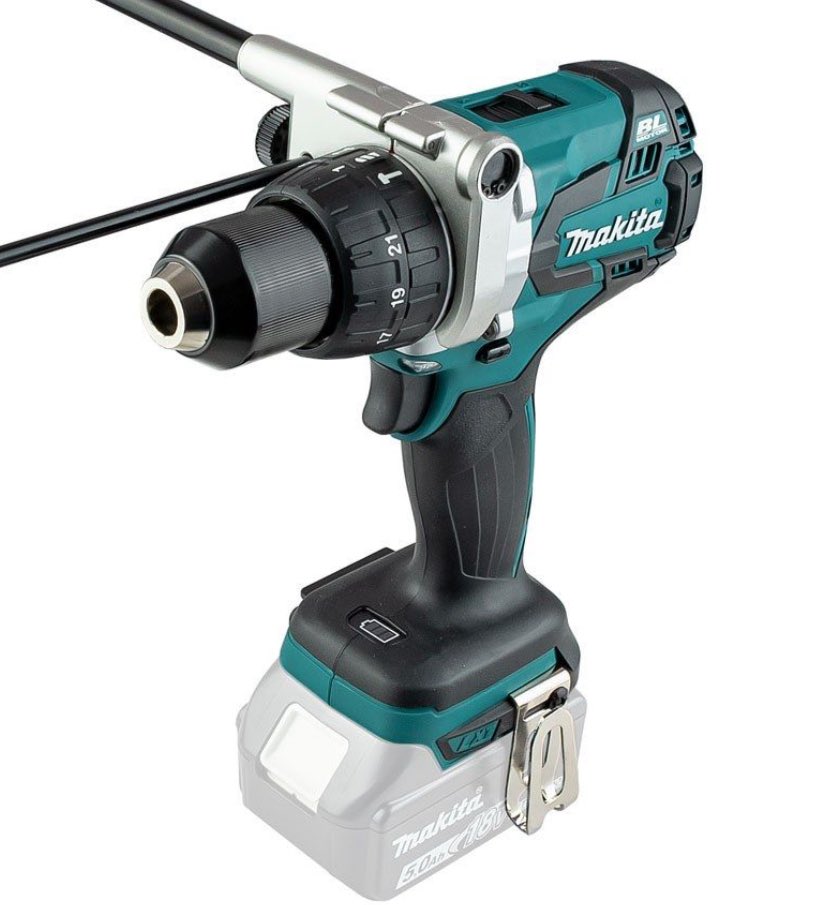 jackmcleodd's tweet photo. Just had my battery guns and tool pouch stolen from Parkgrove Bank, Clermiston. Makita impact gun, Makita combi, 2x batteries, Veto tool pouch, Fluke test leads, various Wera drivers, Knipex pliers and grips, Klein interchangeable driver, laser measure…. https://t.co/z8TAMwqYS7
