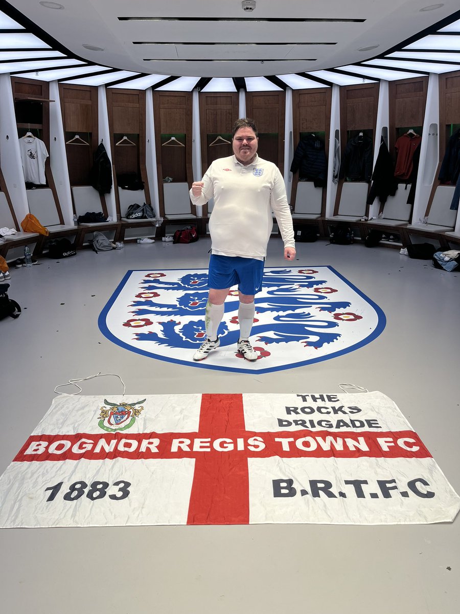 DaleBirol's tweet photo. What an honour to play at Wembley Stadium yesterday. So incredibly proud.🏴󠁧󠁢󠁥󠁮󠁧󠁿🏆

Representing @rocks1883 always. 💚 https://t.co/ZVFpBwZrW8
