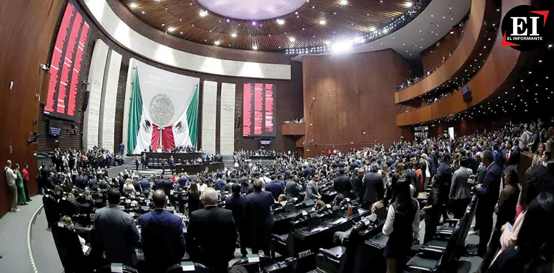ElInformanteMX's tweet photo. @Mx_Diputados aprueban en lo general el #PresupuestoDeEgresos2025

La #oposición criticó que se hayan aplicado #RecortesPresupuestales a #salud y #seguridad, entre otros #rubros.
https://t.co/NgTLHbReiX https://t.co/MsFD4uVlEP