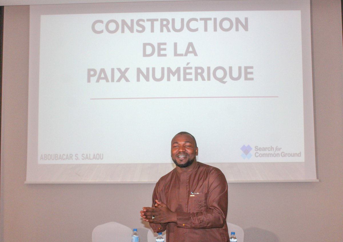 SFCG_NIGER's tweet photo. 1/2
Du 28 au 29 novembre 2024, le projet #JustFuture a organisé un forum réunissant les organisations de la société civile membres de l'alliance Just Future. L'événement, centré sur le digital peacebuilding et la protection de l'espace civique, avait pour objectif de https://t.co/DMGPdPdVpb