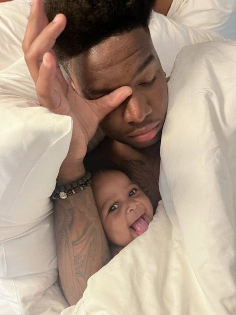 Lilblackbabies's tweet photo. Do any of y'all have a child who prefers their dad? https://t.co/rLHtHMd5cH
