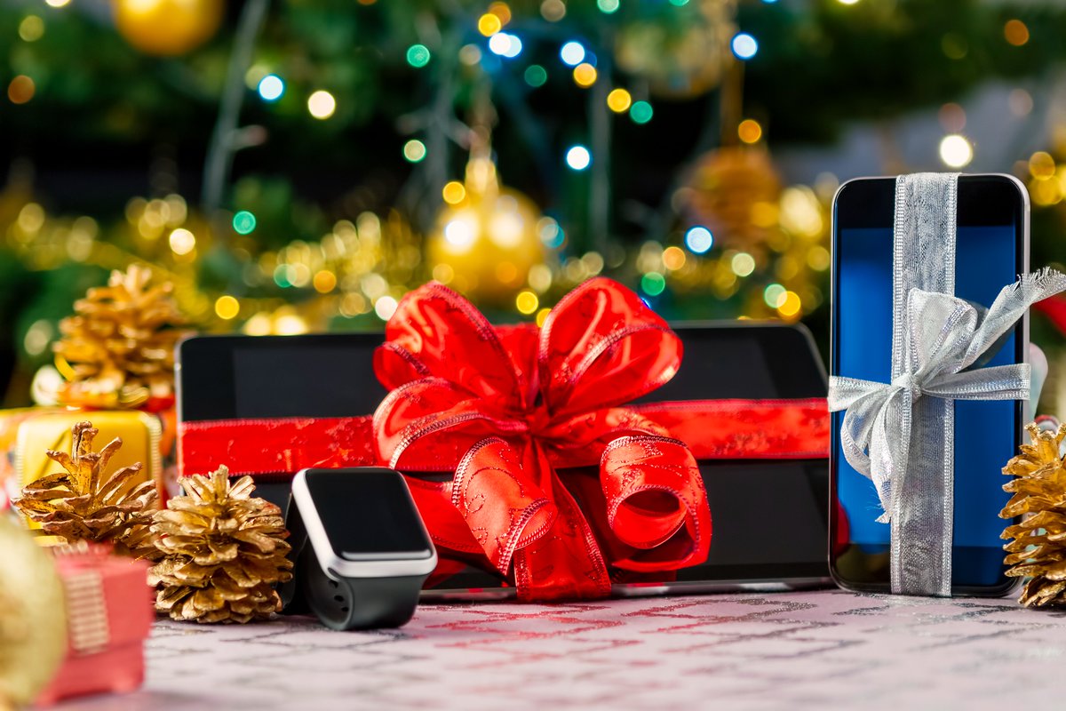 PhotodonTVC's tweet image. Did you get a new device for Christmas? Let’s keep that screen protected! We have thousands of model specific screen protectors available. We can also custom cut a screen protector to any shape and size!
photodon.com
#ChristmasGifts #NewDevice #ProtectYourScreen