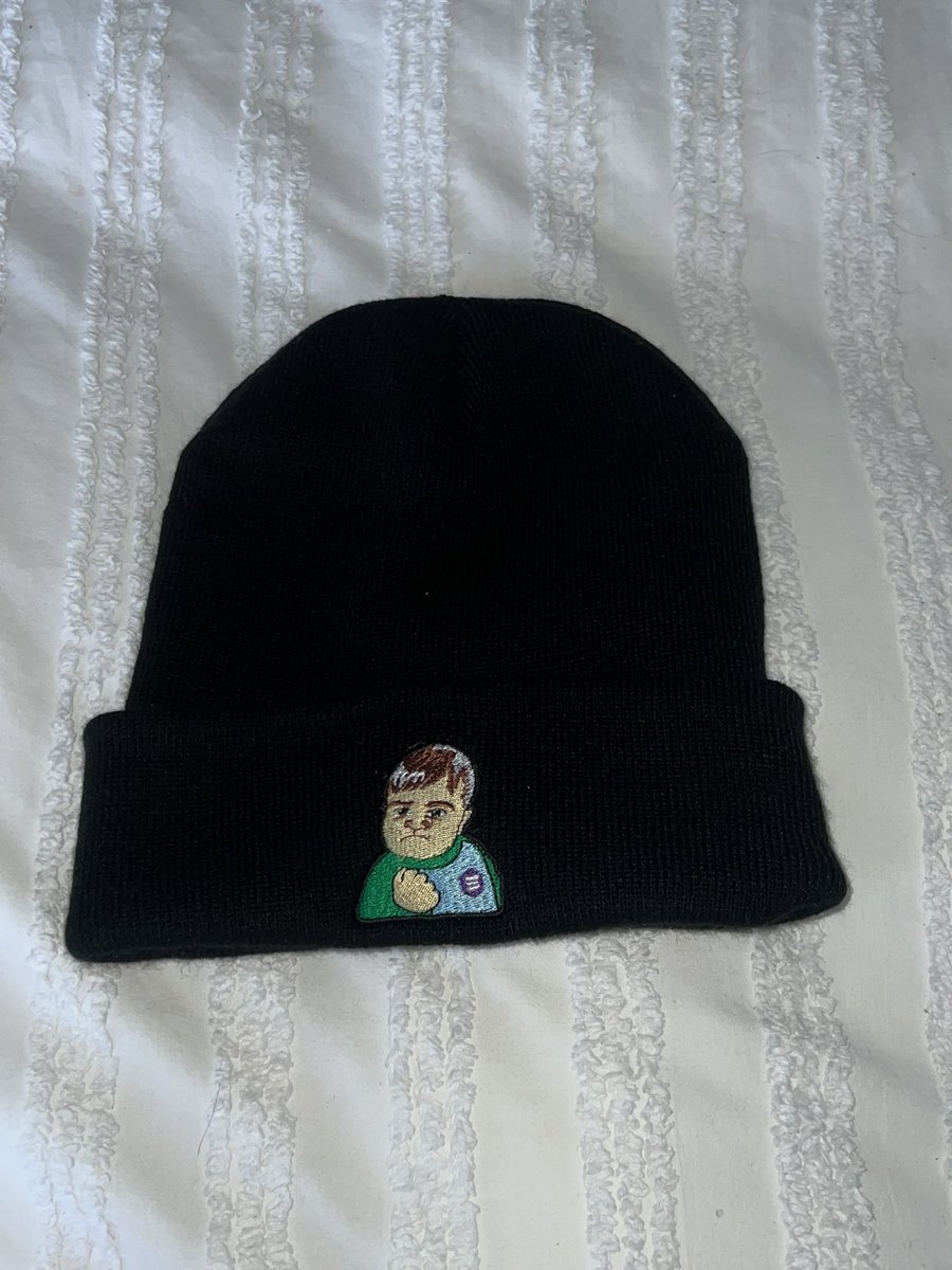 Flexing my $skid beanie today 👀 

Who wants 1 like follow RT AND respond $skid 

U got 24 hours…

#giveaway $skid