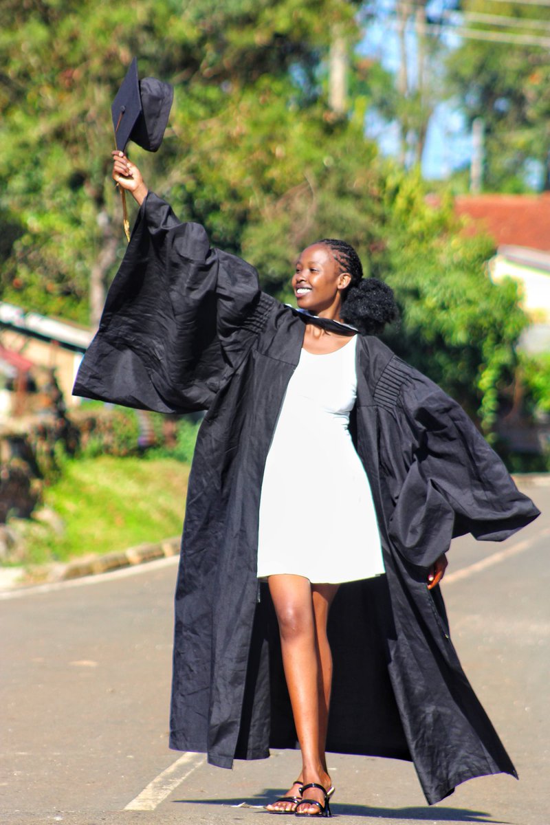 AkwiiMaureen's tweet photo. I am proud to announce that I am now a certified Global Health practitioner, with a First class honors in BSc Global Health and Travel Medicine, graduating from the Masinde Muliro University of Science and Technology. I have made myself and my family proud!
#hardwork #Resilience https://t.co/C8wVWt8gfV