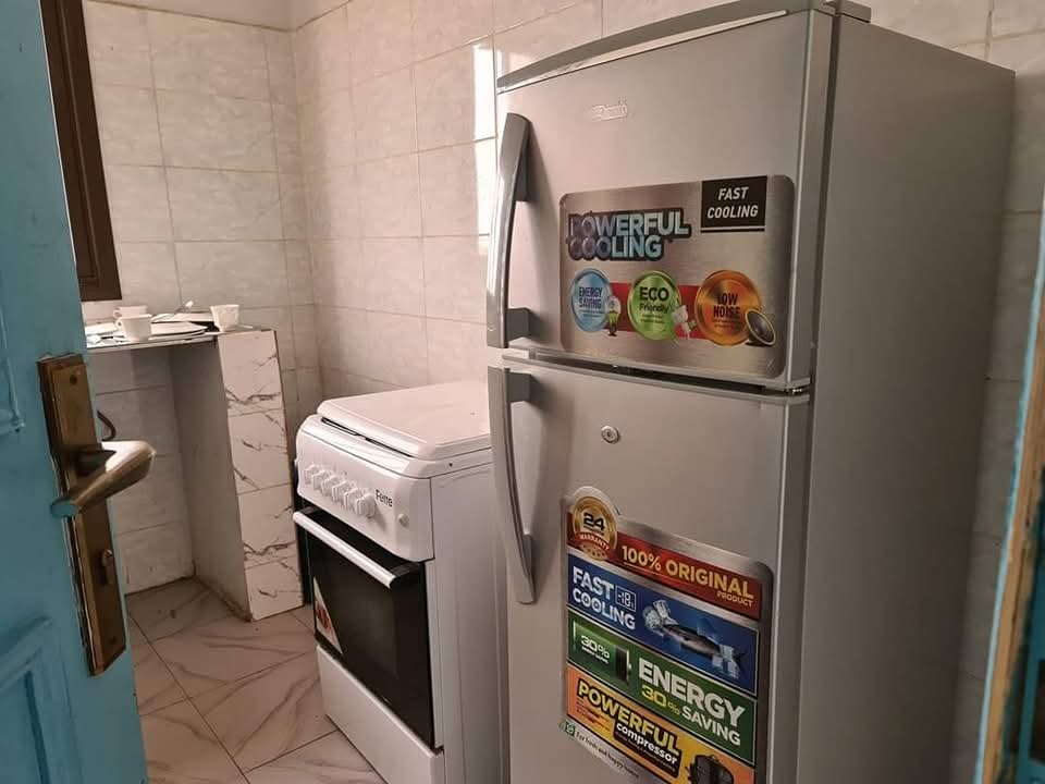 Poulaecommerce's tweet photo. APPARTEMENT MEUBLÉ À KLEMAT 
Prix :750 000F/mois
Condition : 6 mois
Quartier : Klemat 
Wi-Fi gratuit 
Petit déjeuner  gratuit 
salle de sport disponible 
1 chambre et Salon 
1 Douche interne 
1 cuisine moderne bien équipée 
Tél :66 938240 
WhatsApp :+23593469905
#poulaecommerce https://t.co/e0icMZQets