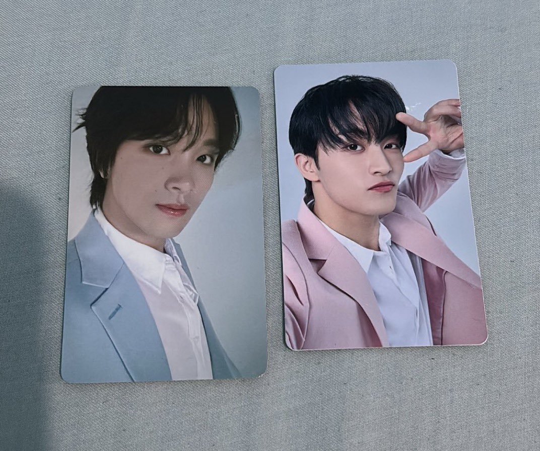 kh1000e's tweet photo. jual bu yuk offer aja. 

ada renjun ar cinema juga https://t.co/GDOcZzvUA4