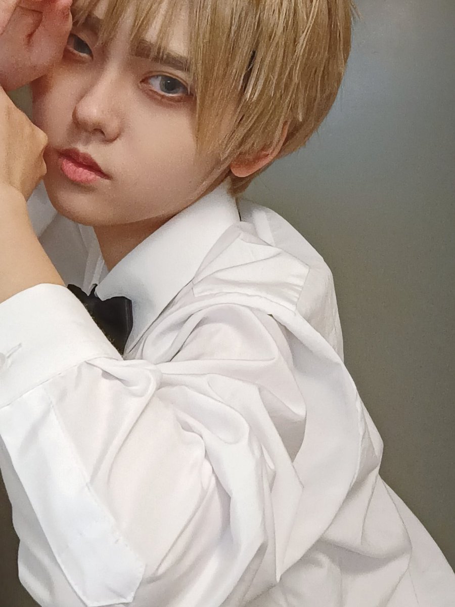 ⚠cosplay⚠※捏造衣装

APH / アーサー・カークランド

何見てんだよ…ただ少し疲れただけだって。

#cosplay
#hetriacosplay
#ヘタリアコスプレ
#hetariacosplay