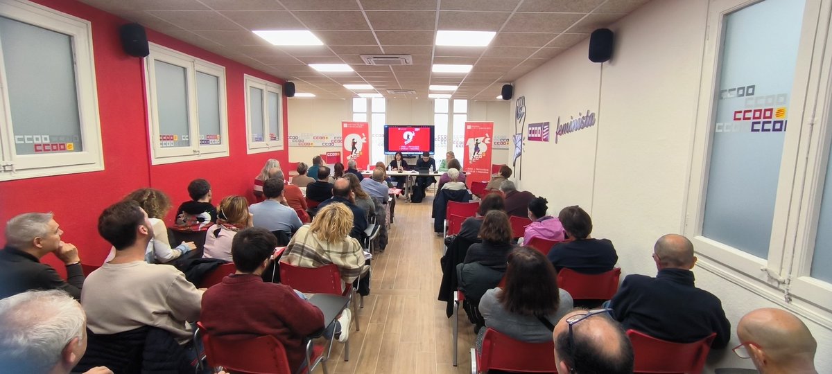 CCOOTarragona's tweet photo. Expliquem la feina feta aquests anys i presentem el projecte de CCOO ens els pròxims 4 anys a #Tarragona.
Participa amb el futur del sindicat!
Necessitem la teva veu per decidir el futur de totes! #OrgullCCOO
#AssembleaCCOO
@CCOO @ccoocatalunya @belelosa @JmRomero73 @mercepuig2 https://t.co/pJZMIBK4KA