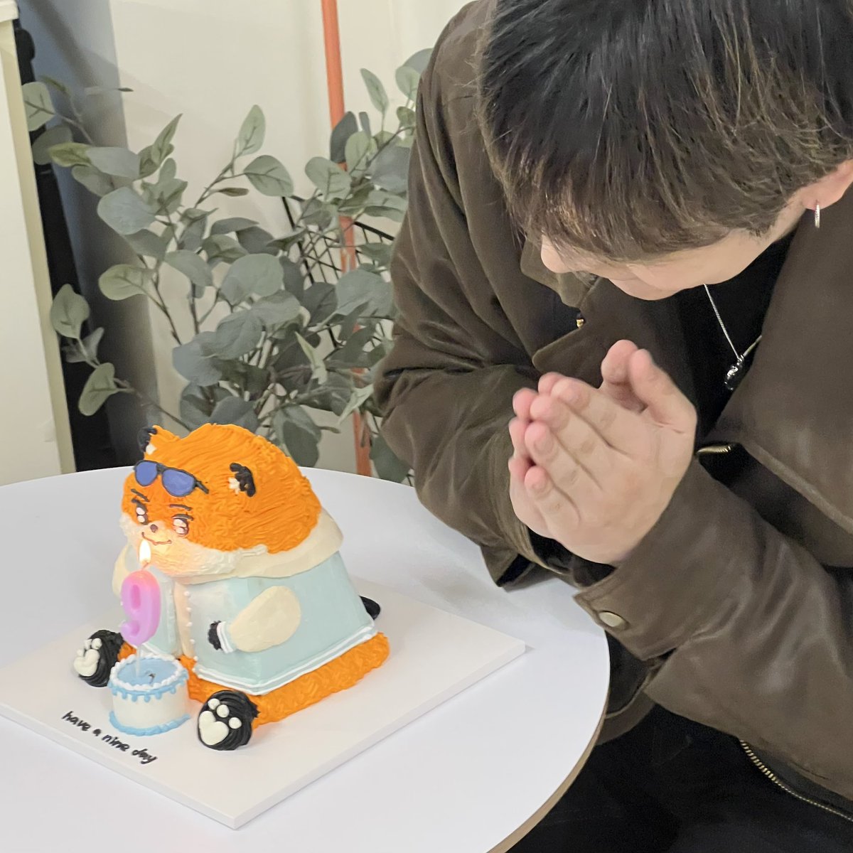 [#나인] 고마워요 라이온❣ happy birthday to me❤🦁

#OnlyOneOf #온리원오브