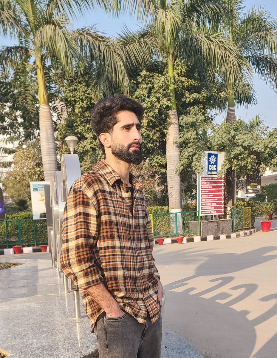 Ruman_hamid's tweet photo. 🥀🤍

#rh5 #ruman #rumanrh5 #rumanhamid https://t.co/9tlD9YBCbA