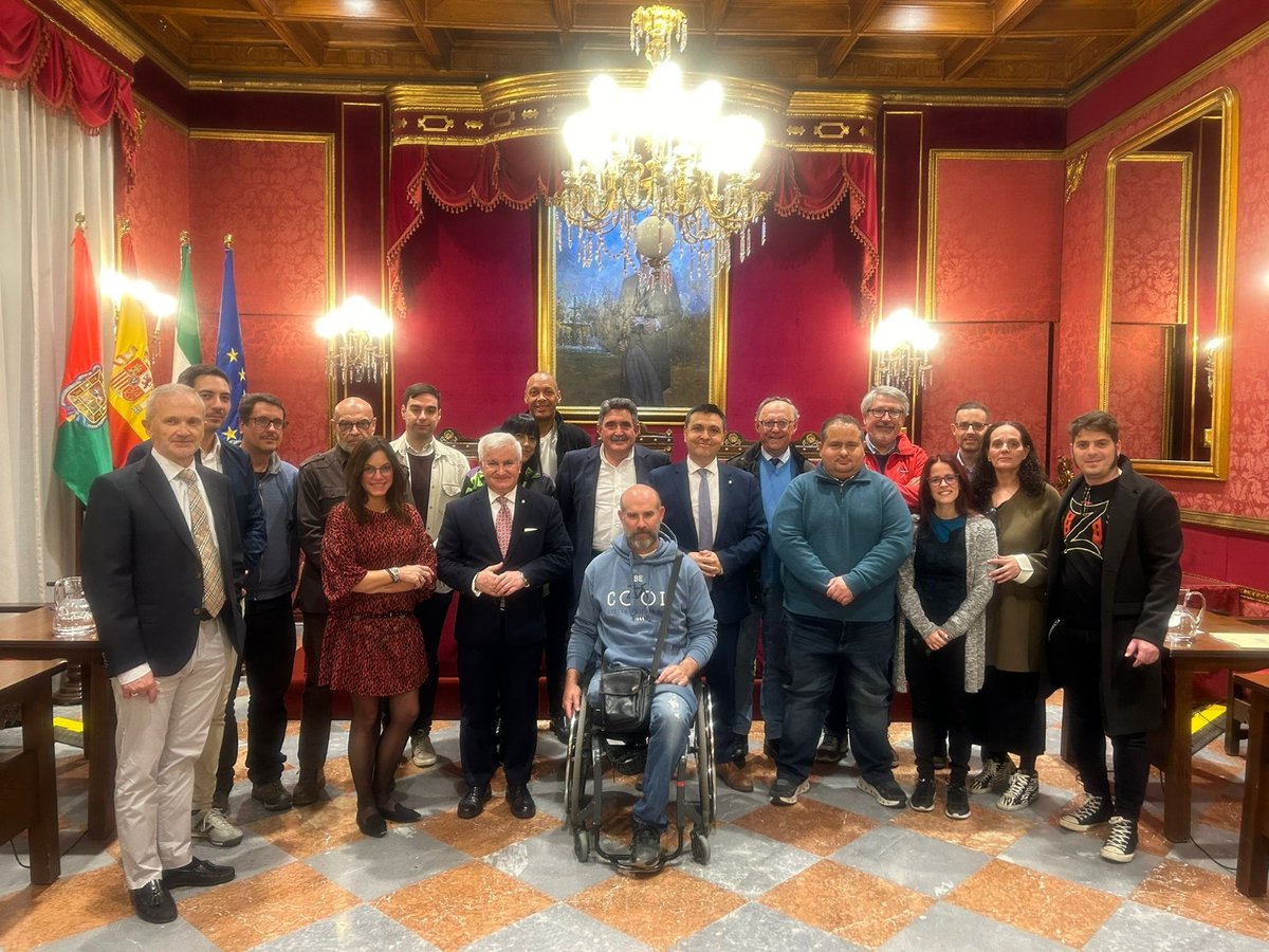 El Ayuntamiento de Granada refunda el Consejo Municipal del Deporte como una herramienta de participación.