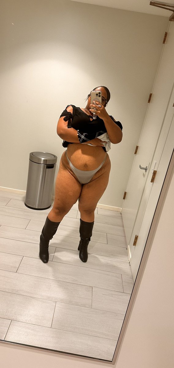 Titty Tuesday      vs.        Thicc Thursday https://t.co/UNGBoqRKVP