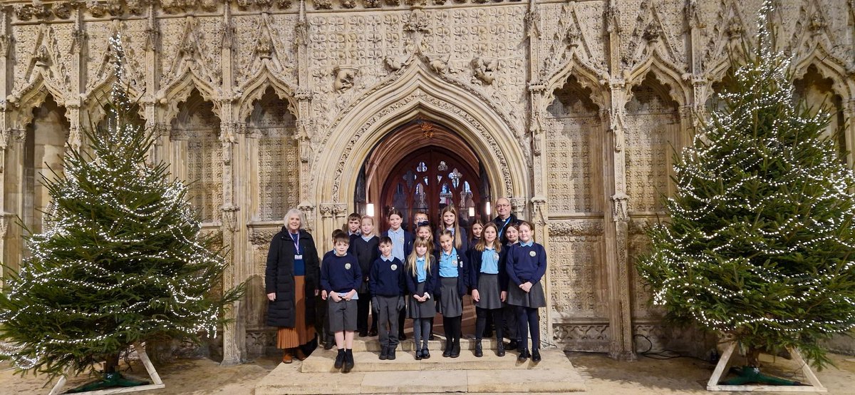 FourSpires's tweet photo. A wonderful day at the Church Schools' Carol Service with Morton CofE Primary School. Well done to all the children!@MortonCEPS @MrT_EHT @lincolndbe @CofELincoln https://t.co/eBzmMUxQGx
